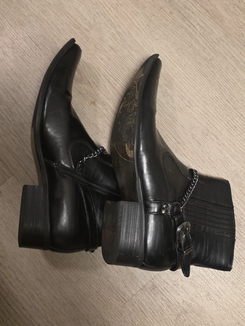 Men's Black Leather Ankle Boots with Silver Chain Accent Size 11